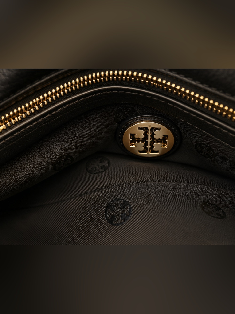 Tory Burch Black Leather Mini Crossbody with Gold Logo vintage - Picture 4 of 4